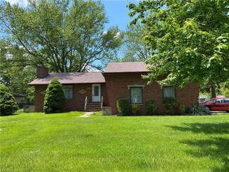 8240 Craig Ln, Broadview Heights, OH 44147