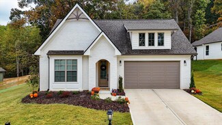 6360 Satjanon Dr, Ooltewah, TN 37363