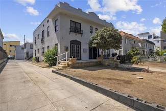 525 N Kenmore Ave, Los Angeles, CA 90004