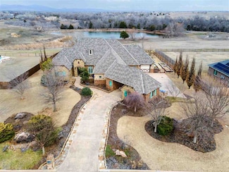 844 Hummingbird Dr, Cache, OK 73527