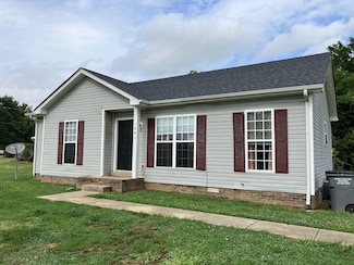 801 Carbondale Dr, Oak Grove, KY 42262