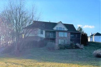 3075 Sunnybrook Rd, Mogadore, OH 44260