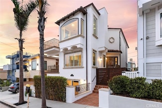 133 33rd St, Hermosa Beach, CA 90254