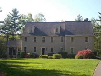194 Tokatawan Spring Ln, Boxborough, MA 01719