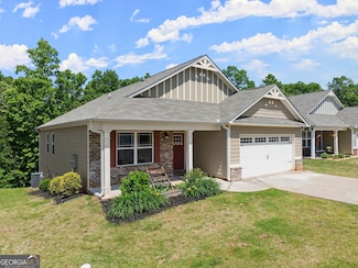 185 Sugar Creek Dr, Cornelia, GA 30531