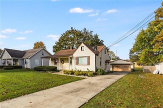 5182 5th St, Youngstown, OH 44514