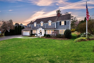 52 Northwoods Rd, Manhasset, NY 11030