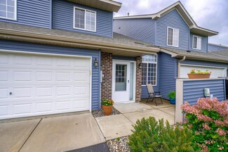 2082 Willow Cir, Hugo, MN 55038