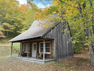 173 Dereks Way, Lyndon, VT 05851