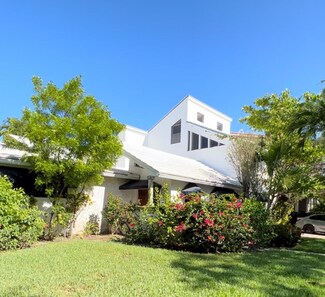 412 Woodcrest Rd, Key Biscayne, FL 33149