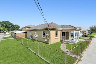 2200 Trio St, Chalmette, LA 70043