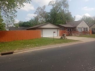 1445 E Bayliss Ave, Beloit, WI 53511