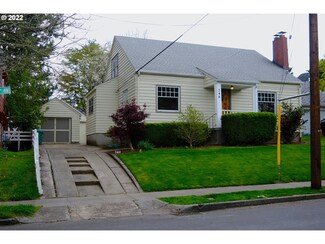 344 SE 57th Ave, Portland, OR 97215