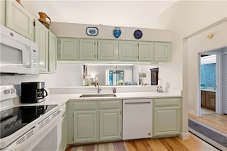 2060 Pine Isle Ln Unit 2060, Naples, FL 34112