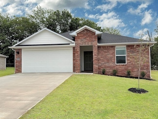 6812 N Cypress St, North Little Rock, AR 72116