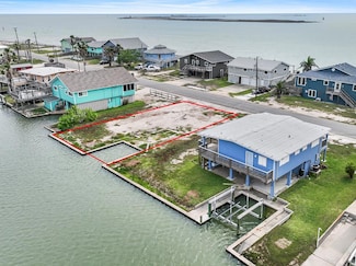 225 Bayshore Dr, Ingleside On the Bay, TX 78363