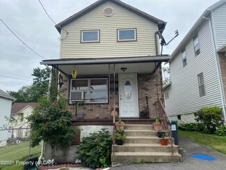 2 Laird St, Pittston, PA 18640
