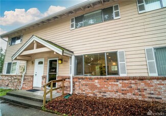 20103 14th Ave NE Unit 102, Shoreline, WA 98155