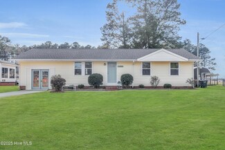 1205 Mewborn Ave, Kinston, NC 28501