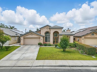 10113 Saint Albans Ave, Bakersfield, CA 93311