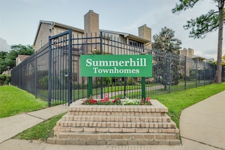 720 Country Place Dr Unit G, Houston, TX 77079