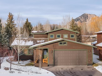 3155 W King Eider Rd, Jackson, WY 83001