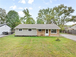 3434 Lawndale Dr, Kent, OH 44240