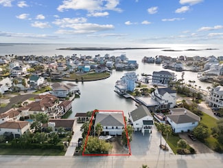 1435 Tiki Dr, Galveston, TX 77554
