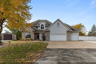 337 Forest View Rd, Oshkosh, WI 54904