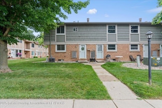 956 Trafalger Ln, East Lansing, MI 48823