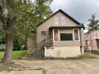 208 E Birch St, Kankakee, IL 60901