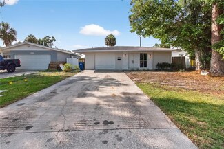 1849 New Hampshire Ave NE, Saint Petersburg, FL 33703