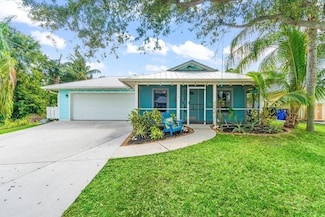 3044 SE Orange Tree Place, Stuart, FL 34997