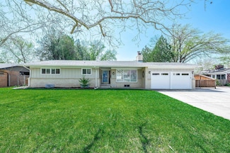 9901 W 3rd St N, Wichita, KS 67212