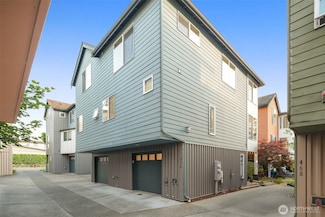 474 N 130th St, Seattle, WA 98133
