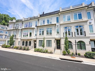 8215 River Rd, Bethesda, MD 20817