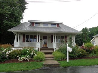 922 Nursery St, Fogelsville, PA 18051
