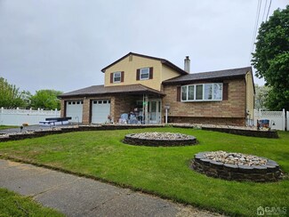 21 Grand Ave, South River, NJ 08882