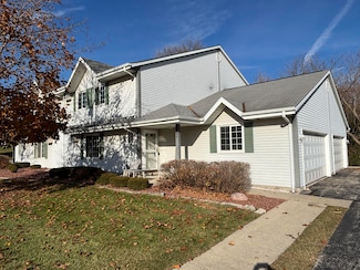 359 Minz Park Cir Unit 4, West Bend, WI 53095