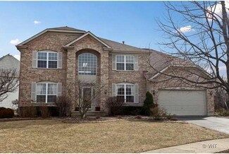 1512 Nicholas Ct, Naperville, IL 60563