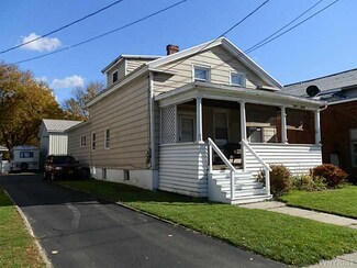 41 Buffalo St, Gowanda, NY 14070