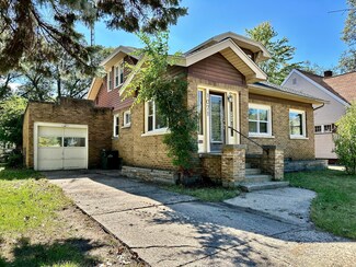 1071 E Apple Ave, Muskegon, MI 49442