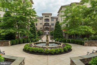 128 Cornerstone Dr, Newtown Square, PA 19073
