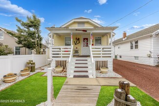 1238 Maplewood Rd, Belmar, NJ 07719