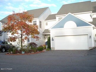 4059 Circle Ct, Milford, PA 18337