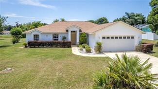 4588 E Van Ness Rd, Hernando, FL 34442