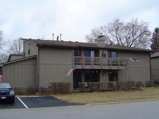 29W390 Emerald Green Dr Unit D, Warrenville, IL 60555