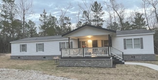 128 Hall Dr S, Montgomery, TX 77316