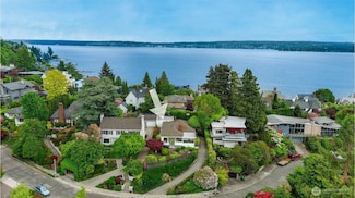 3144 W Laurelhurst Dr NE, Seattle, WA 98105