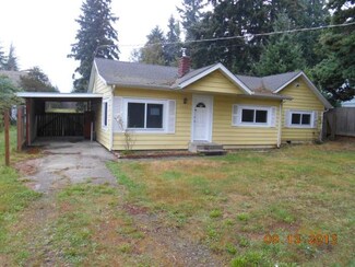 1212 S 136th St, Burien, WA 98168